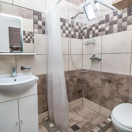 דירה Toulas & Apts No2 *